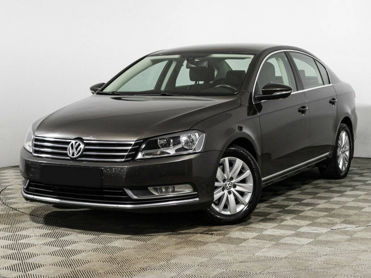 Volkswagen Passat с пробегом — 2011 год. Посмотреть фото