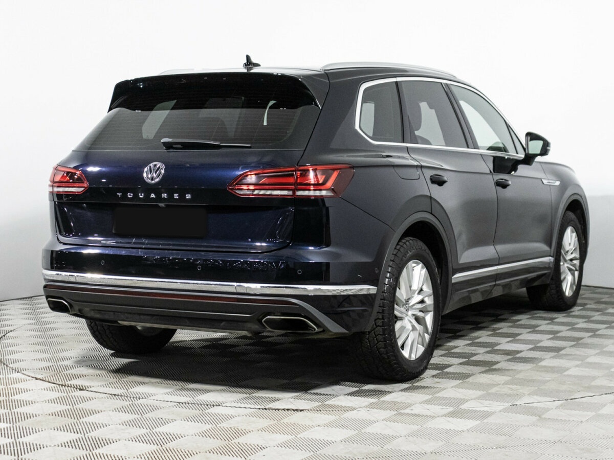 Volkswagen Touareg с пробегом — 2019 год. Фото: #4
