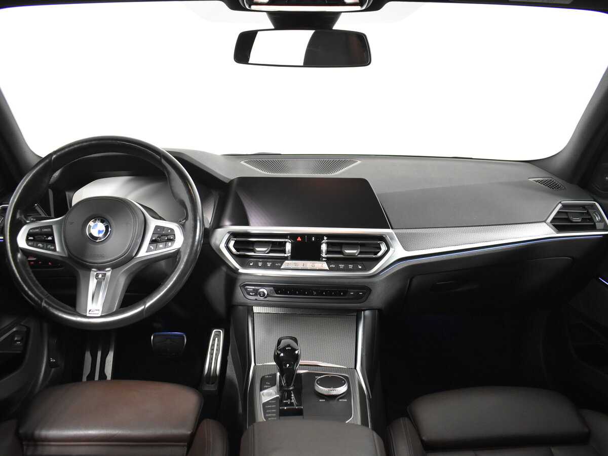 BMW 3 серии с пробегом — 2020 год. Фото: #13