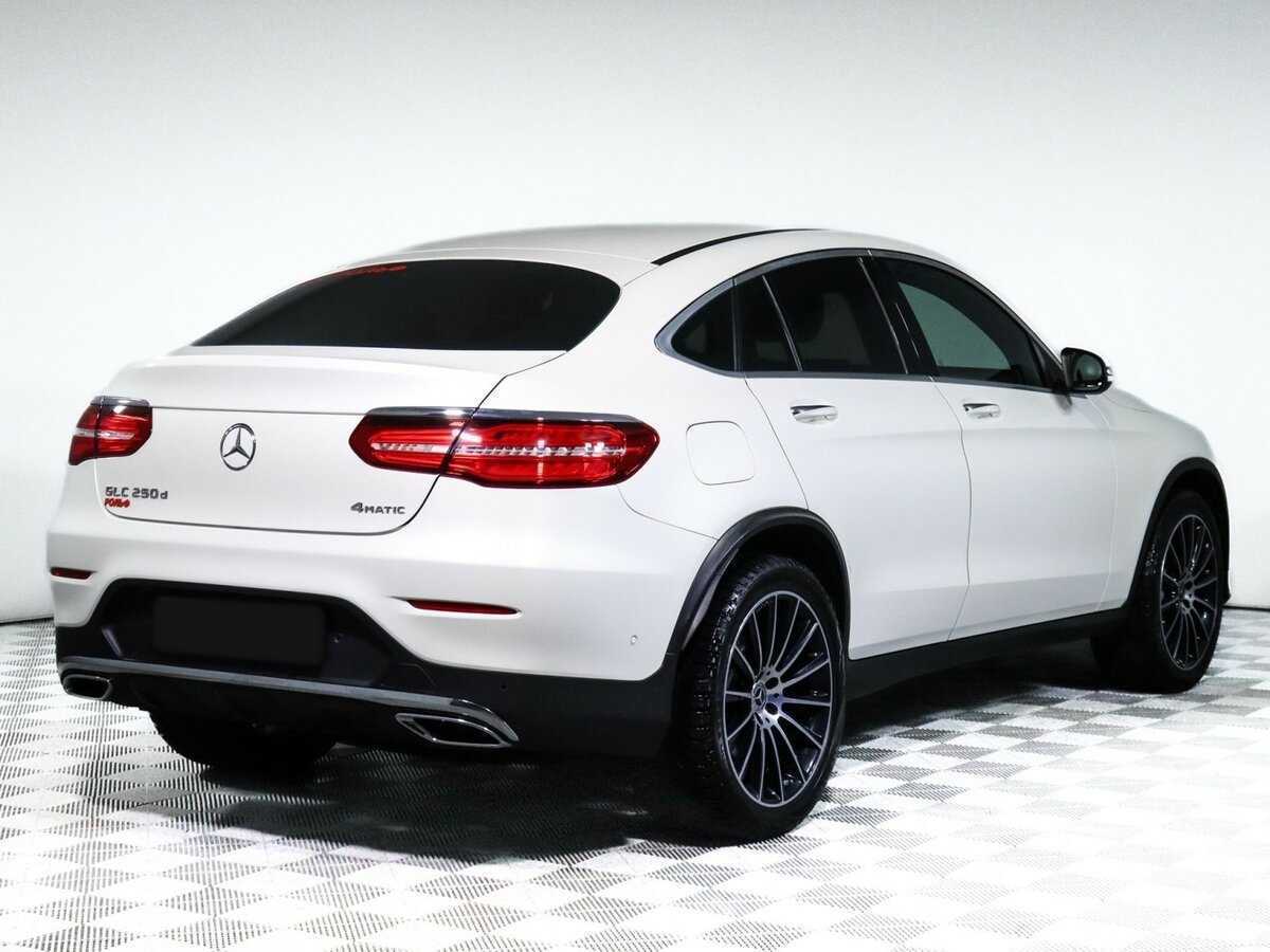 Mercedes-Benz GLC Coupe с пробегом — 2017 год. Фото: #3