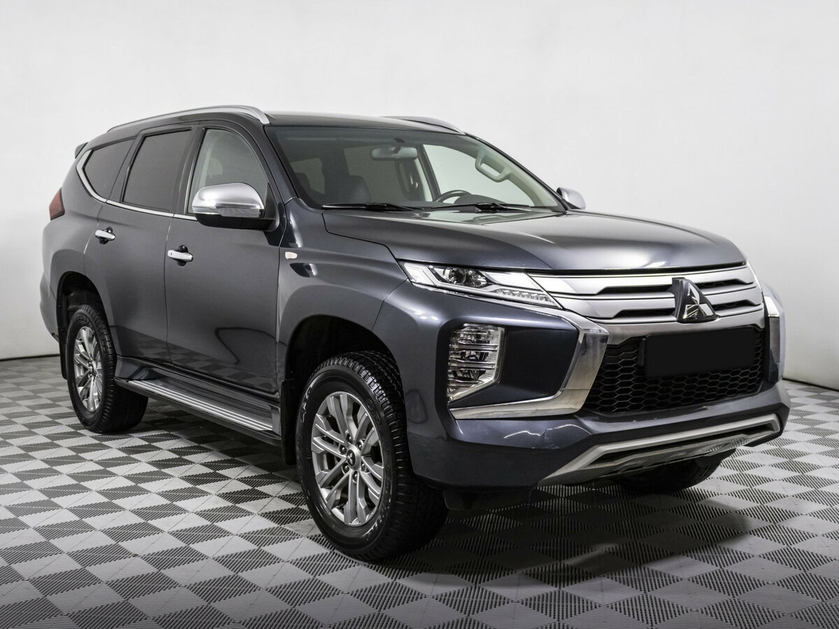 Mitsubishi Montero Sport с пробегом — 2022 год. Фото: #2