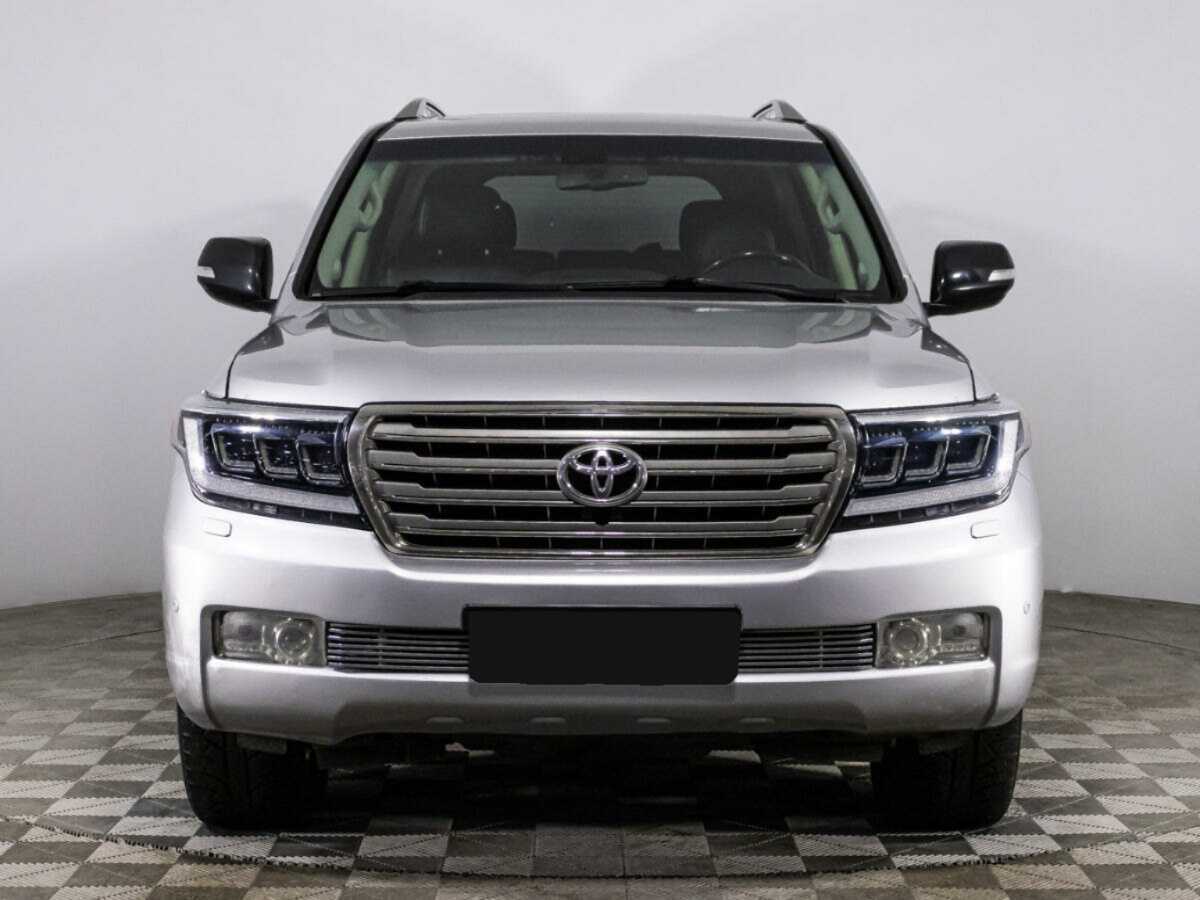 Toyota Land Cruiser с пробегом — 2011 год. Фото: #1