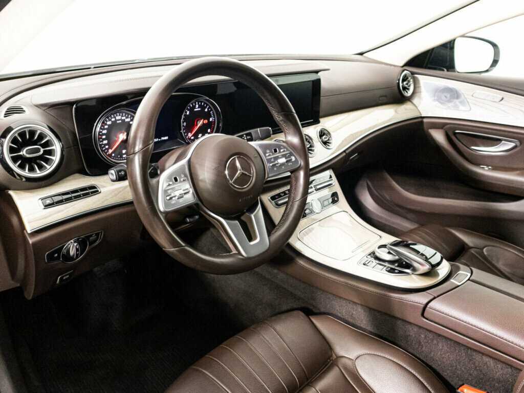 Mercedes-Benz CLS с пробегом — 2020 год. Фото: #10