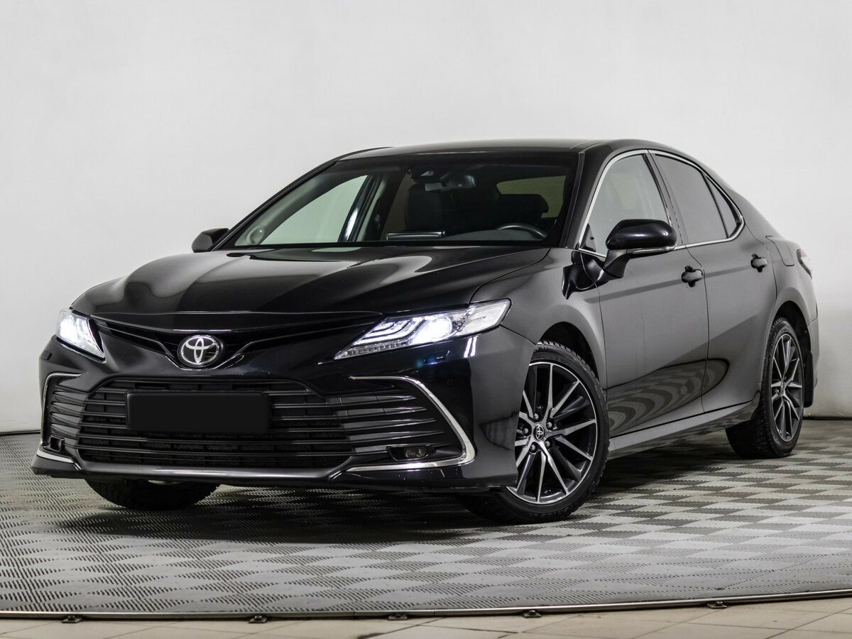 Toyota Camry с пробегом — 2021 год. Фото: #0