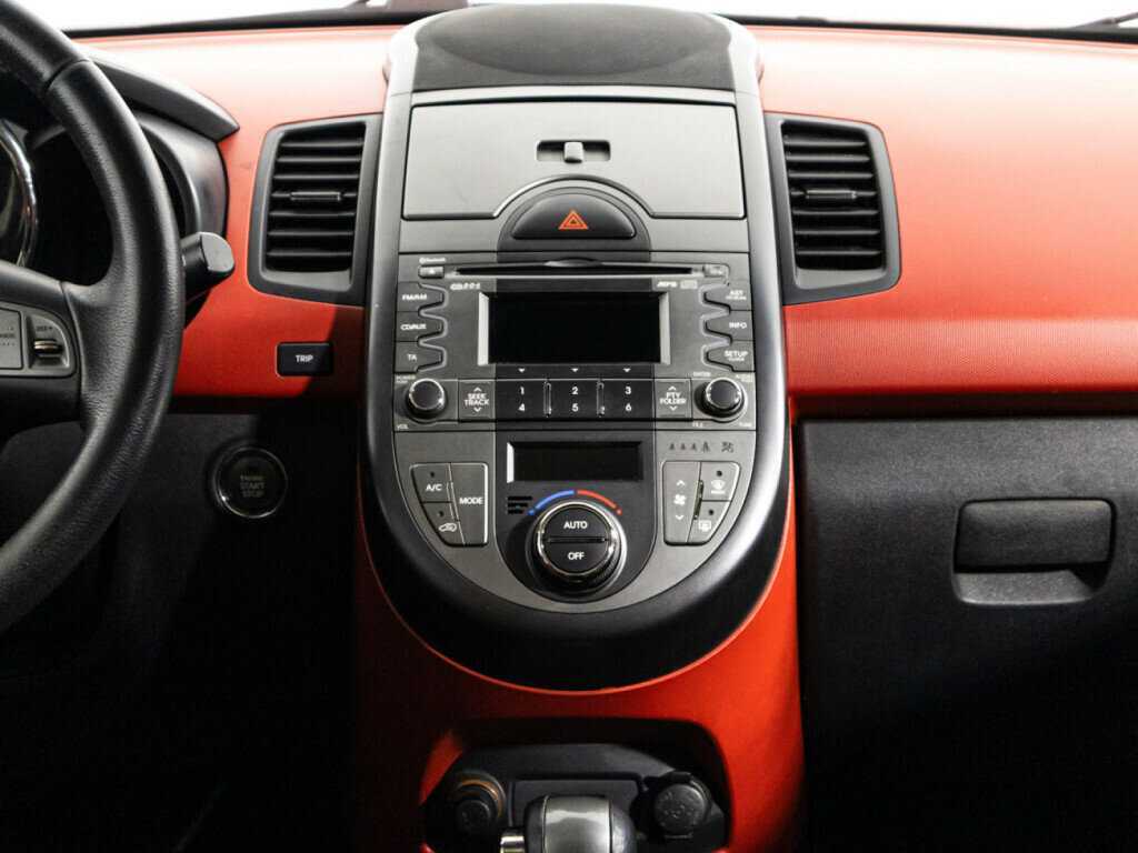 Kia Soul с пробегом — 2010 год. Фото: #13