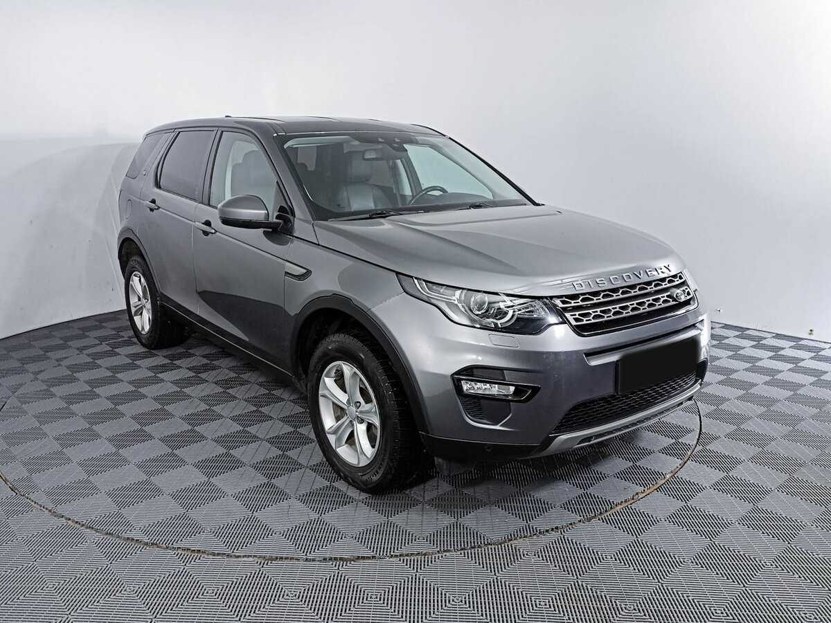 Land Rover Discovery Sport с пробегом — 2018 год. Фото: #2