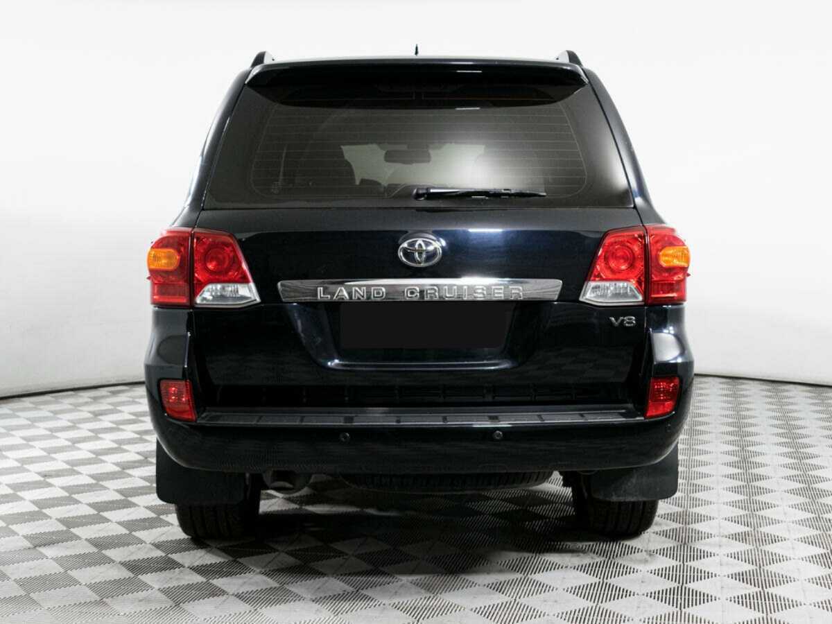 Toyota Land Cruiser с пробегом — 2013 год. Фото: #5