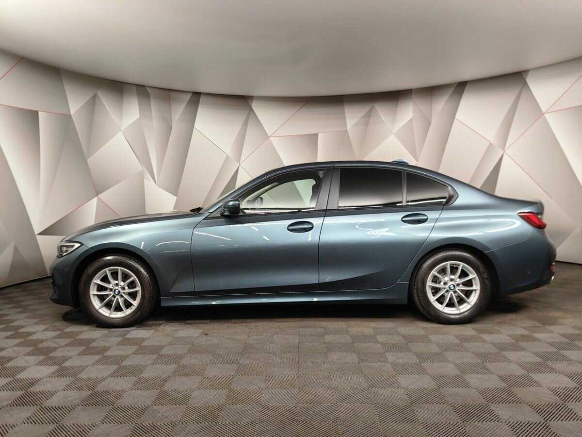 BMW 3 серии с пробегом — 2021 год. Фото: #3
