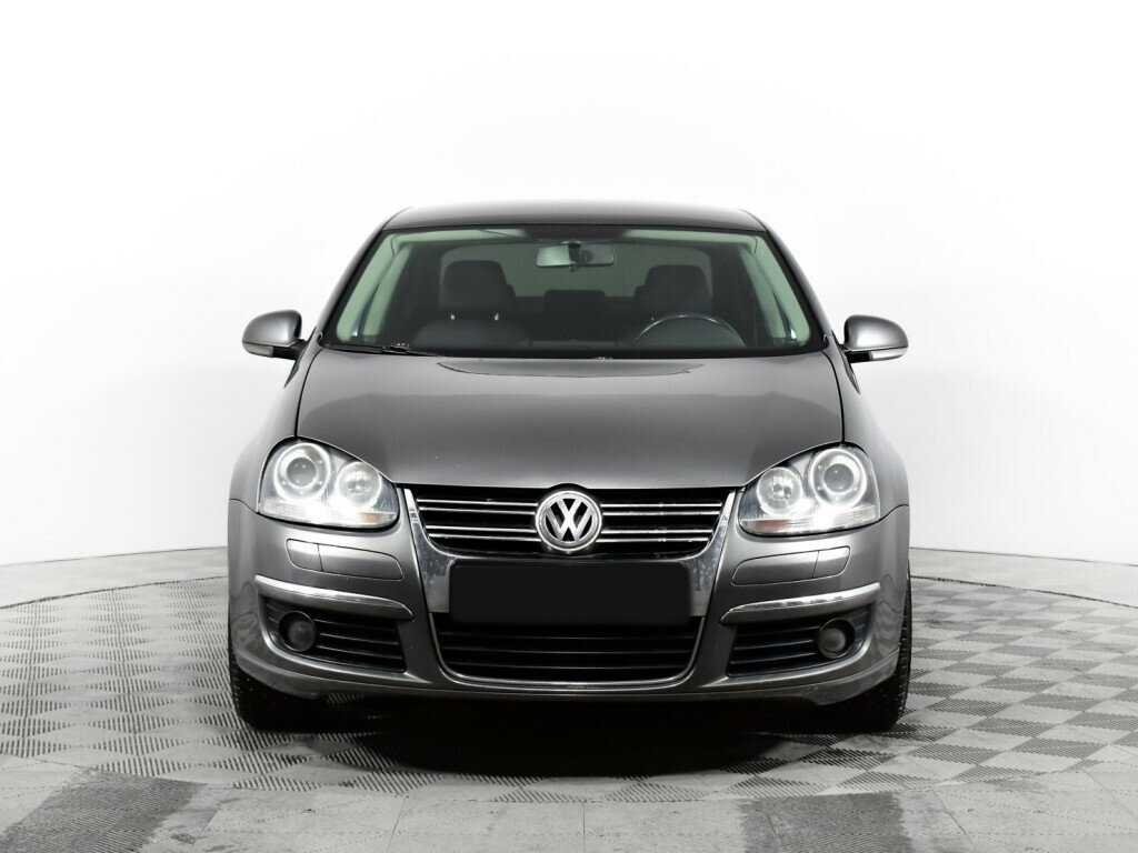 Volkswagen Jetta с пробегом — 2009 год. Фото: #1