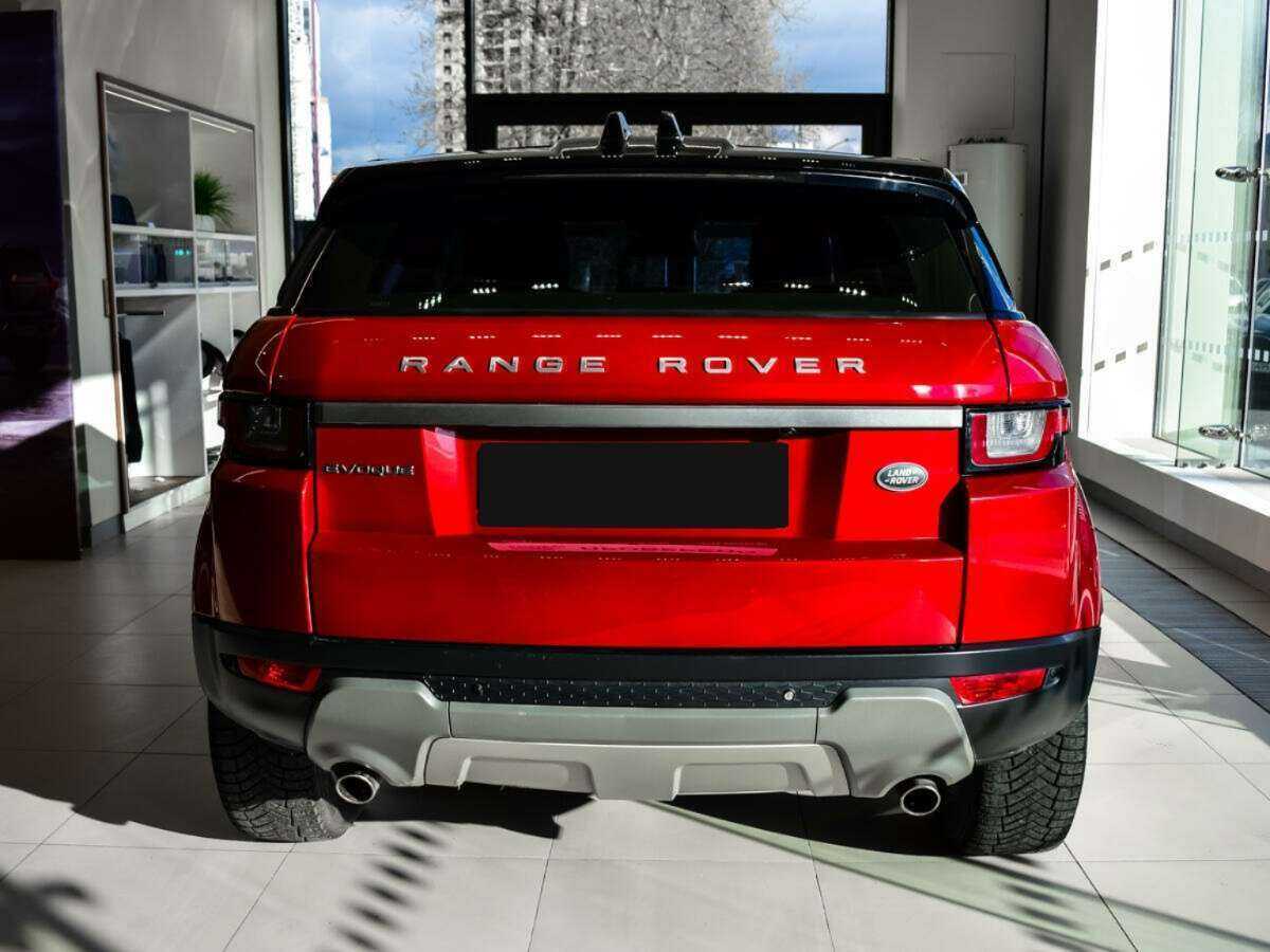 Land Rover Range Rover Evoque с пробегом — 2017 год. Фото: #3