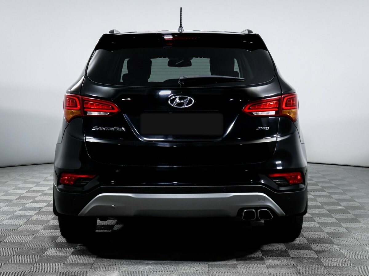 Hyundai Santa Fe с пробегом — 2015 год. Фото: #4