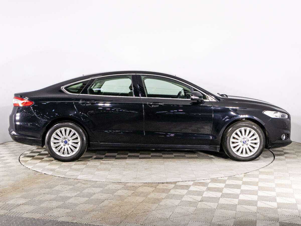 Ford Mondeo с пробегом — 2015 год. Фото: #3