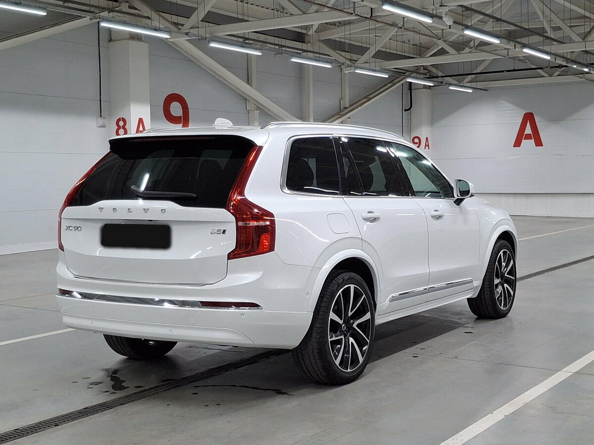Volvo XC90 с пробегом — 2023 год. Фото: #4