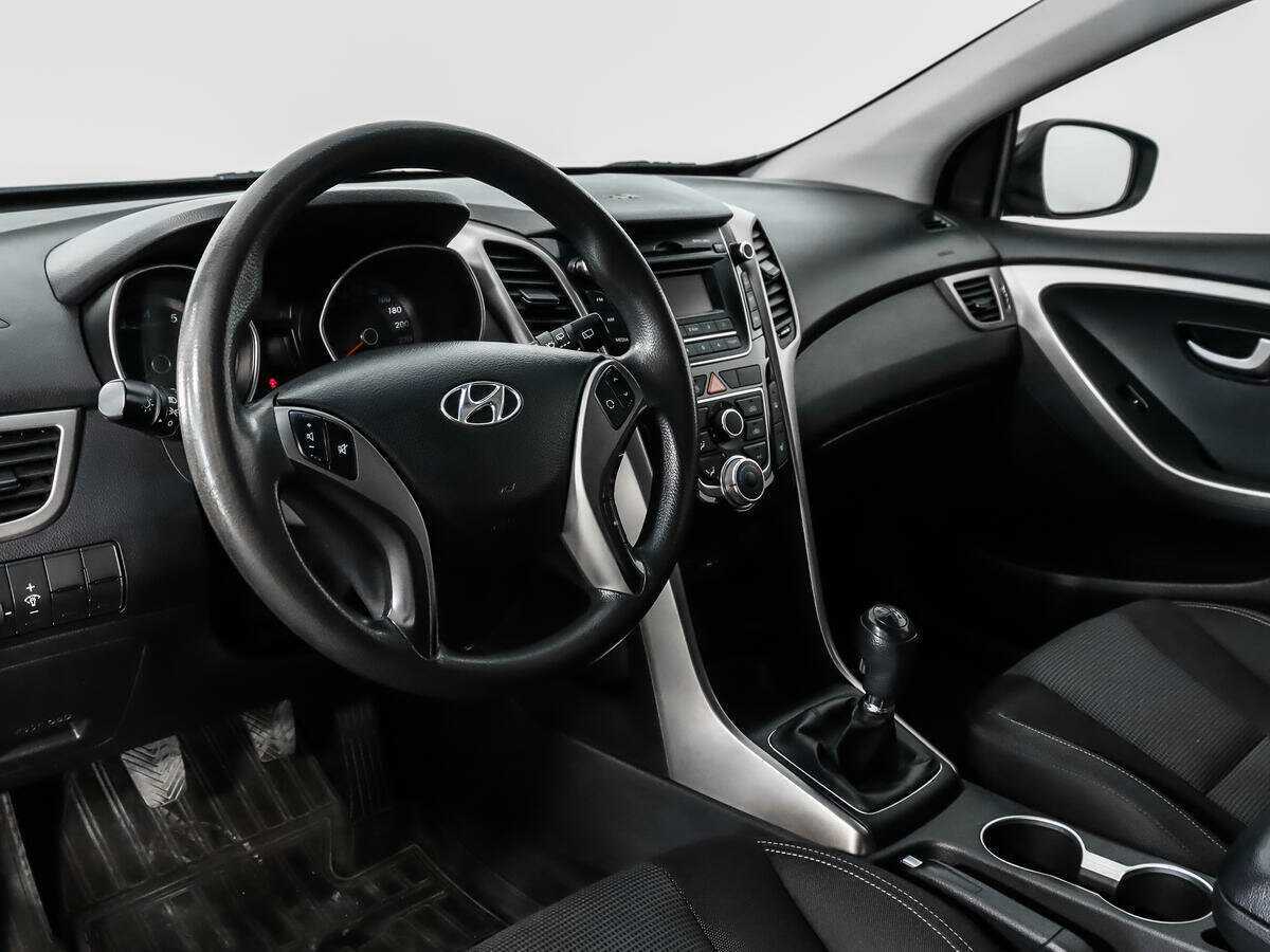 Hyundai i30 с пробегом — 2013 год. Фото: #8