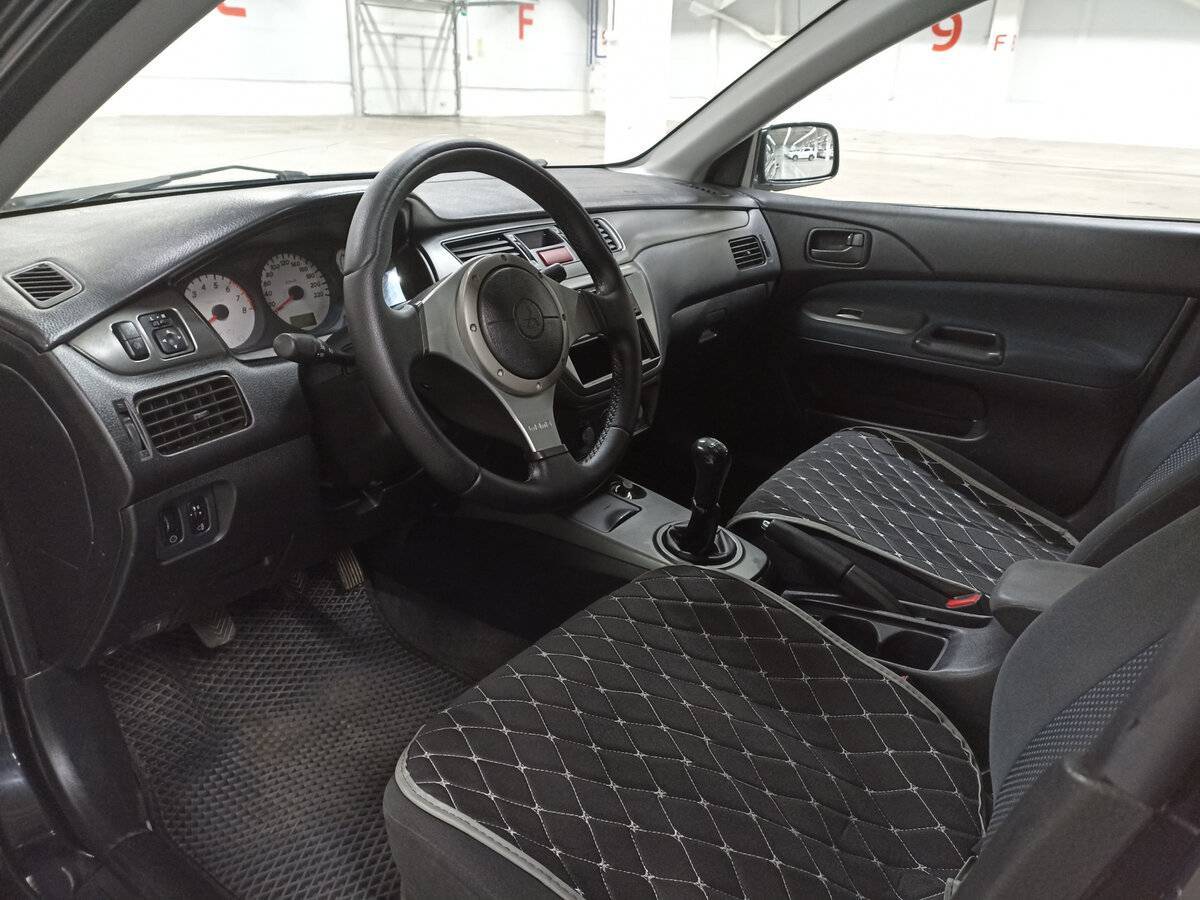Mitsubishi Lancer с пробегом — 2006 год. Фото: #15