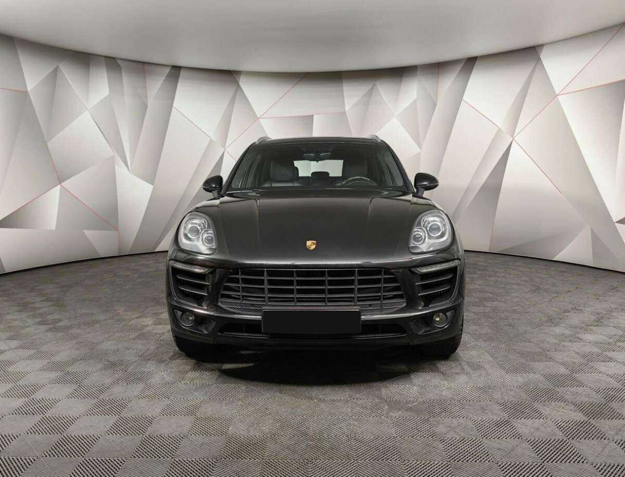Porsche Macan с пробегом — 2014 год. Фото: #6