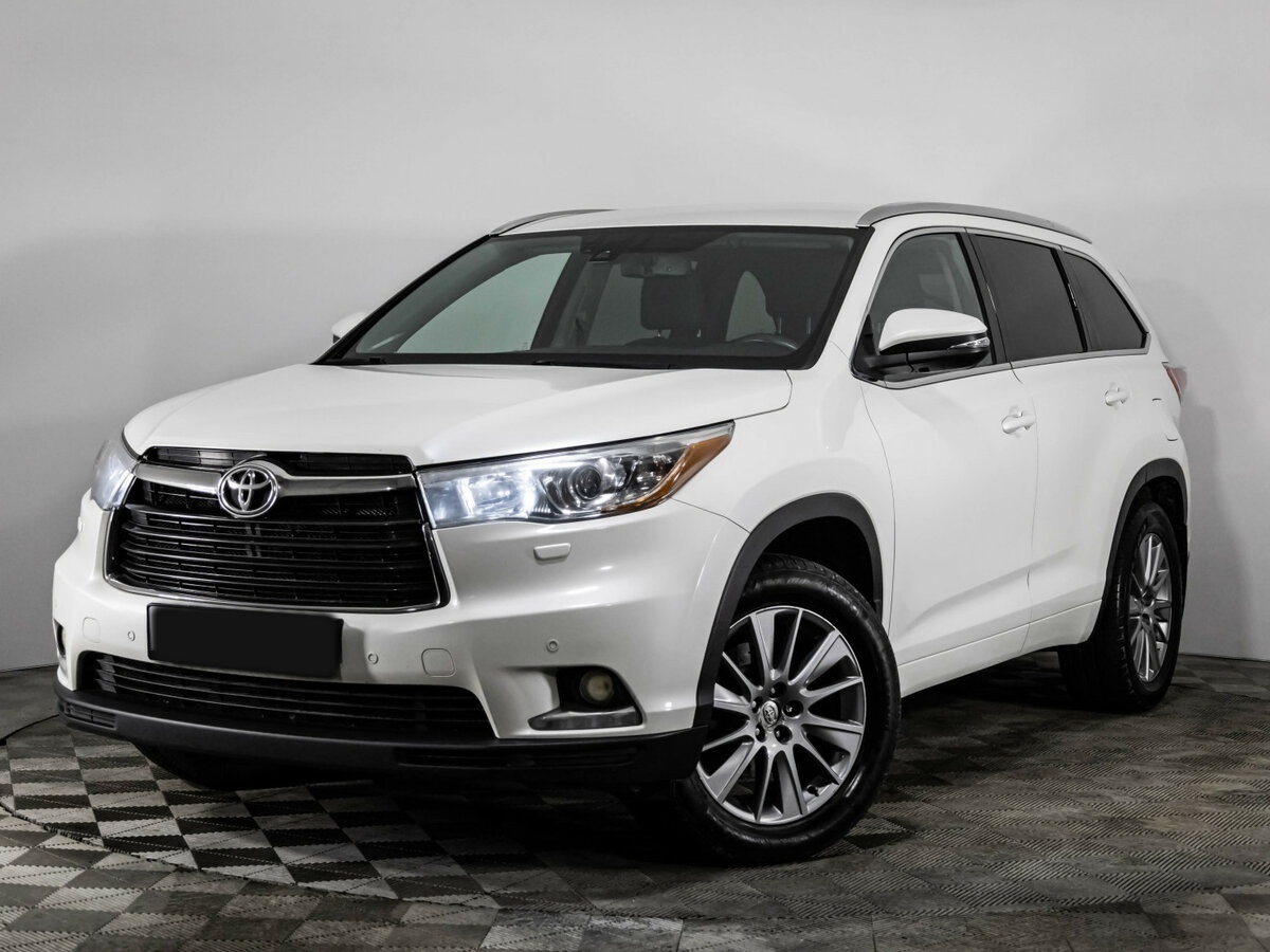 Toyota Highlander с пробегом — 2015 год. Посмотреть фото