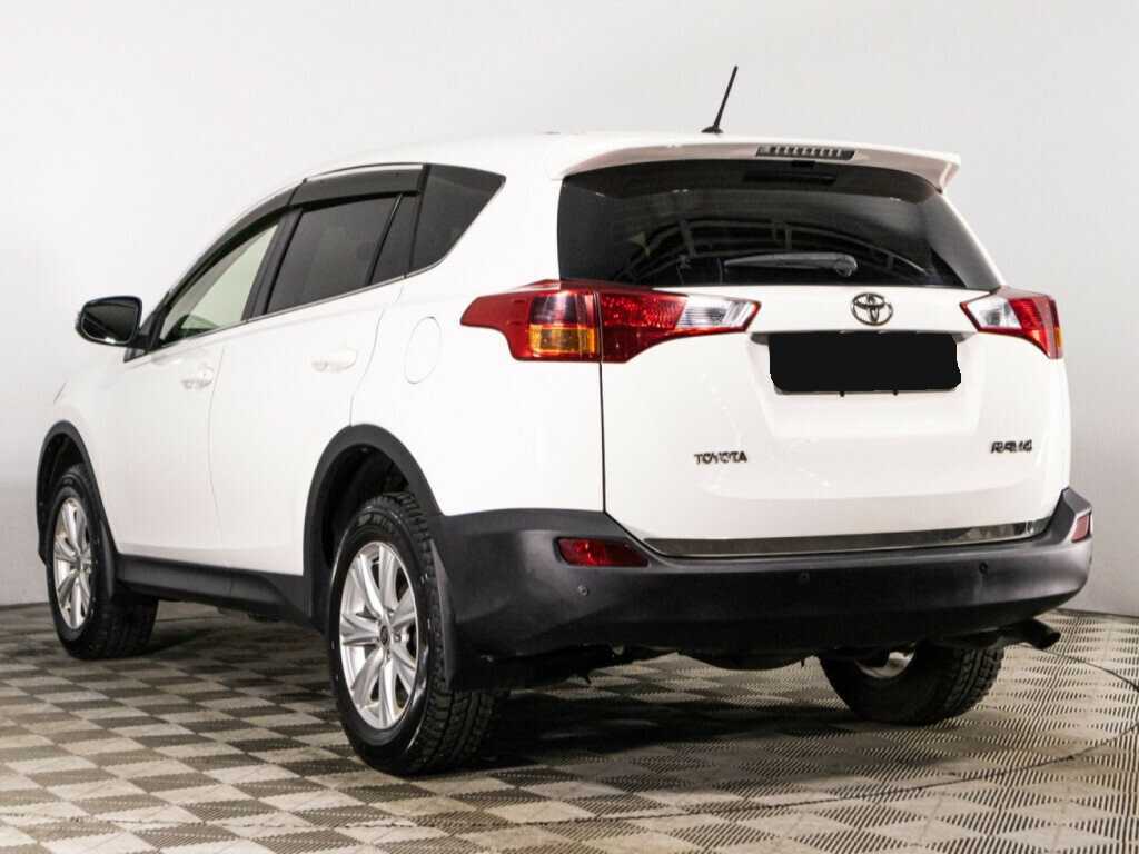 Toyota RAV4 с пробегом — 2013 год. Фото: #6