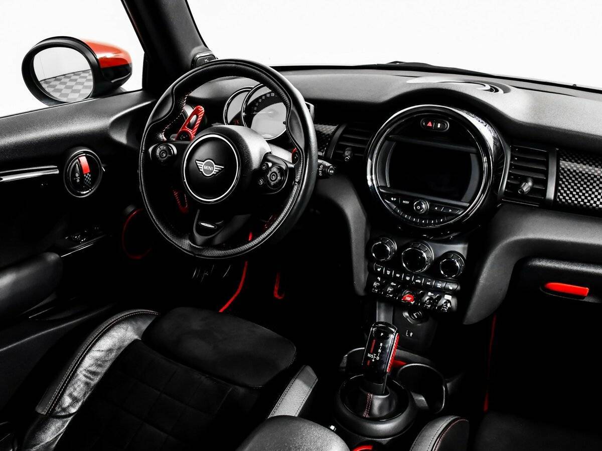 Mini Hatch с пробегом — 2019 год. Фото: #8