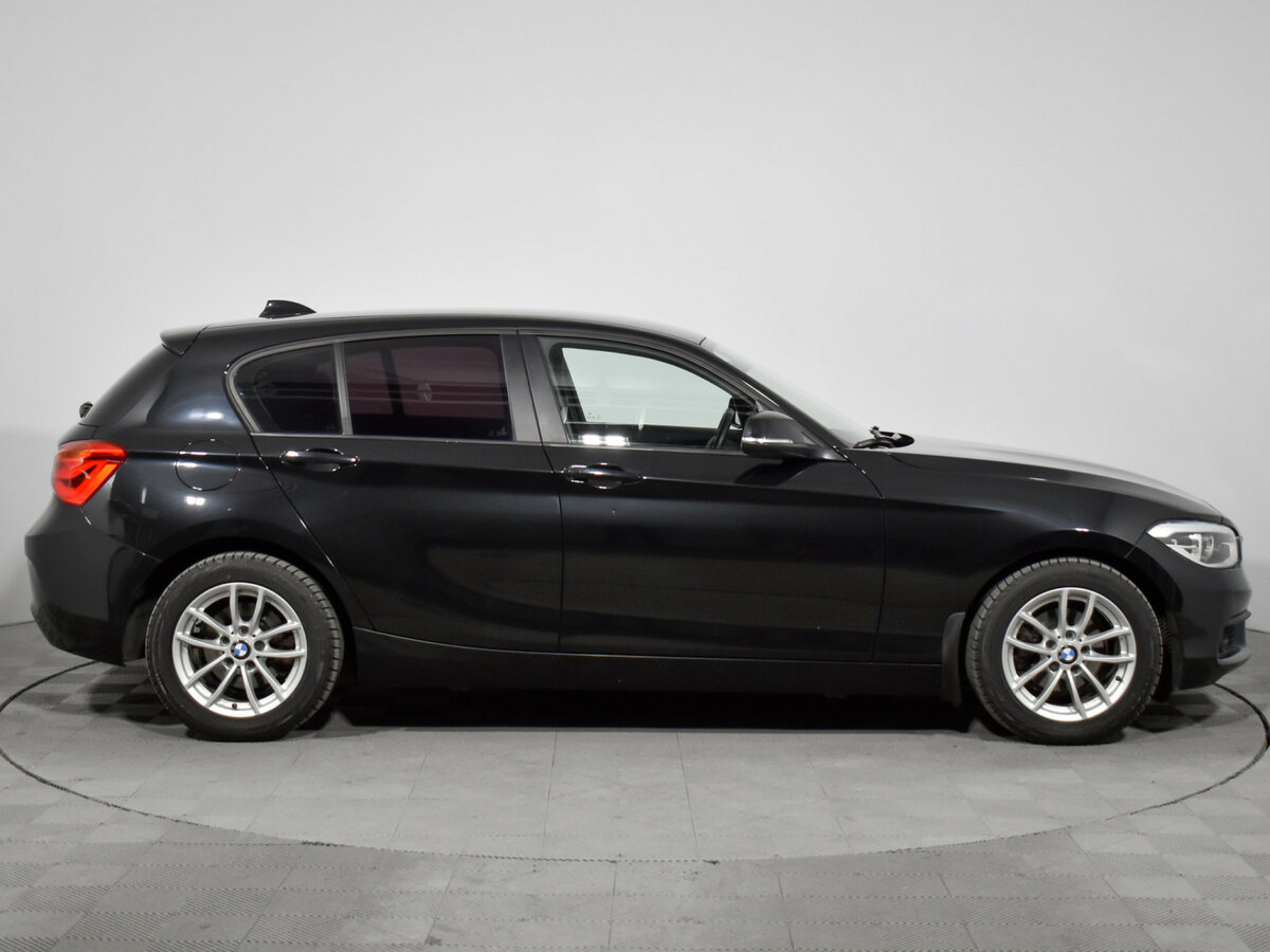 BMW 1 серии с пробегом — 2017 год. Фото: #3