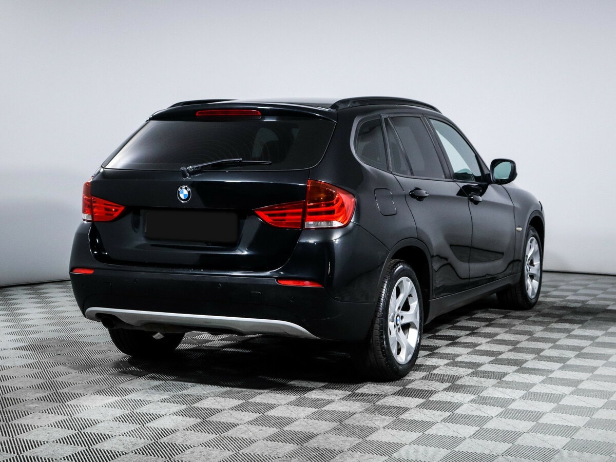 BMW X1 с пробегом — 2010 год. Фото: #4