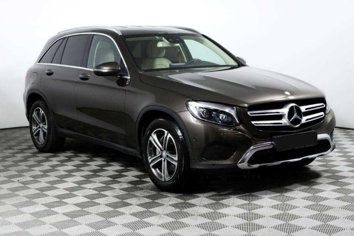 Mercedes-Benz GLC с пробегом — 2016 год. Фото: #2