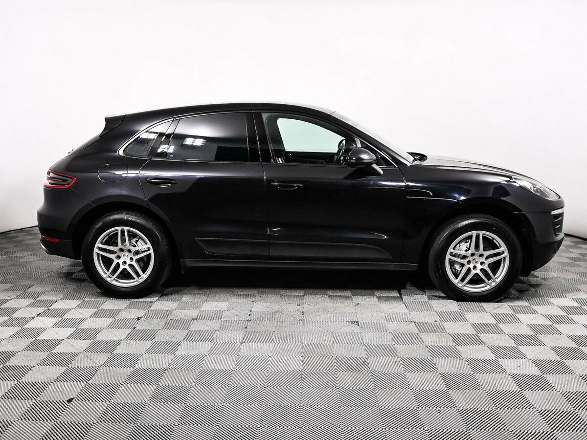 Porsche Macan с пробегом — 2015 год. Фото: #3