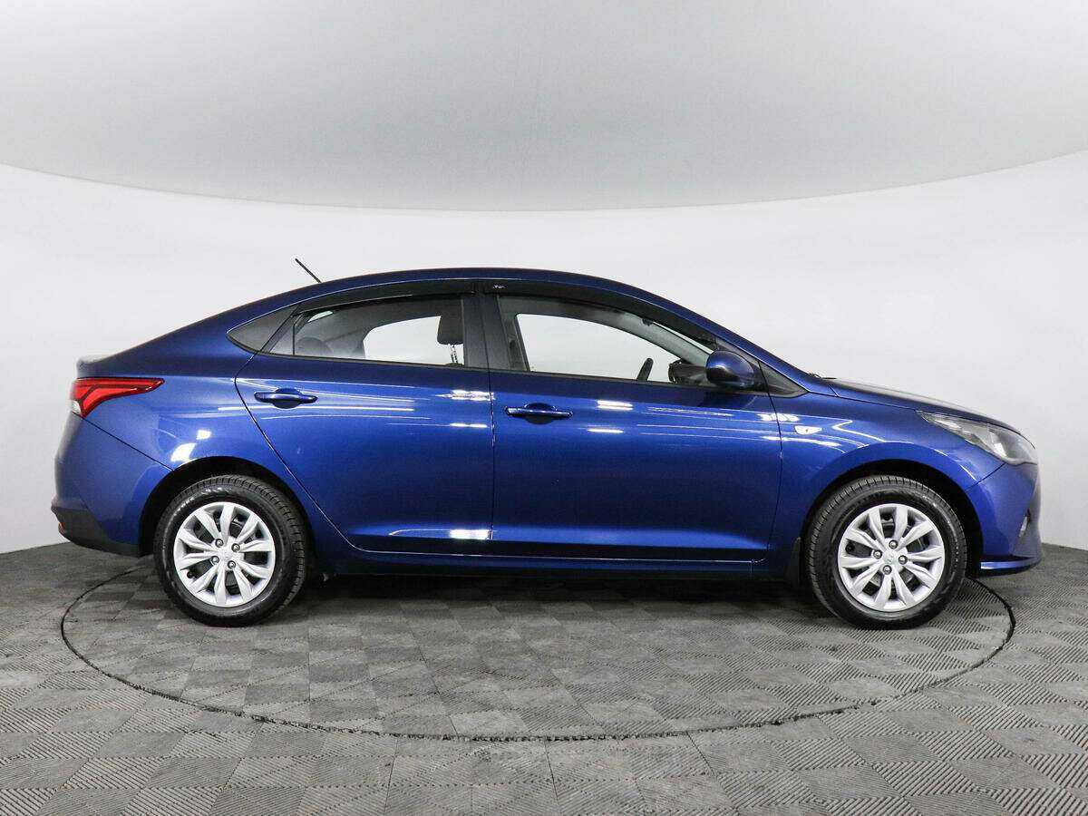 Hyundai Solaris с пробегом — 2021 год. Фото: #3