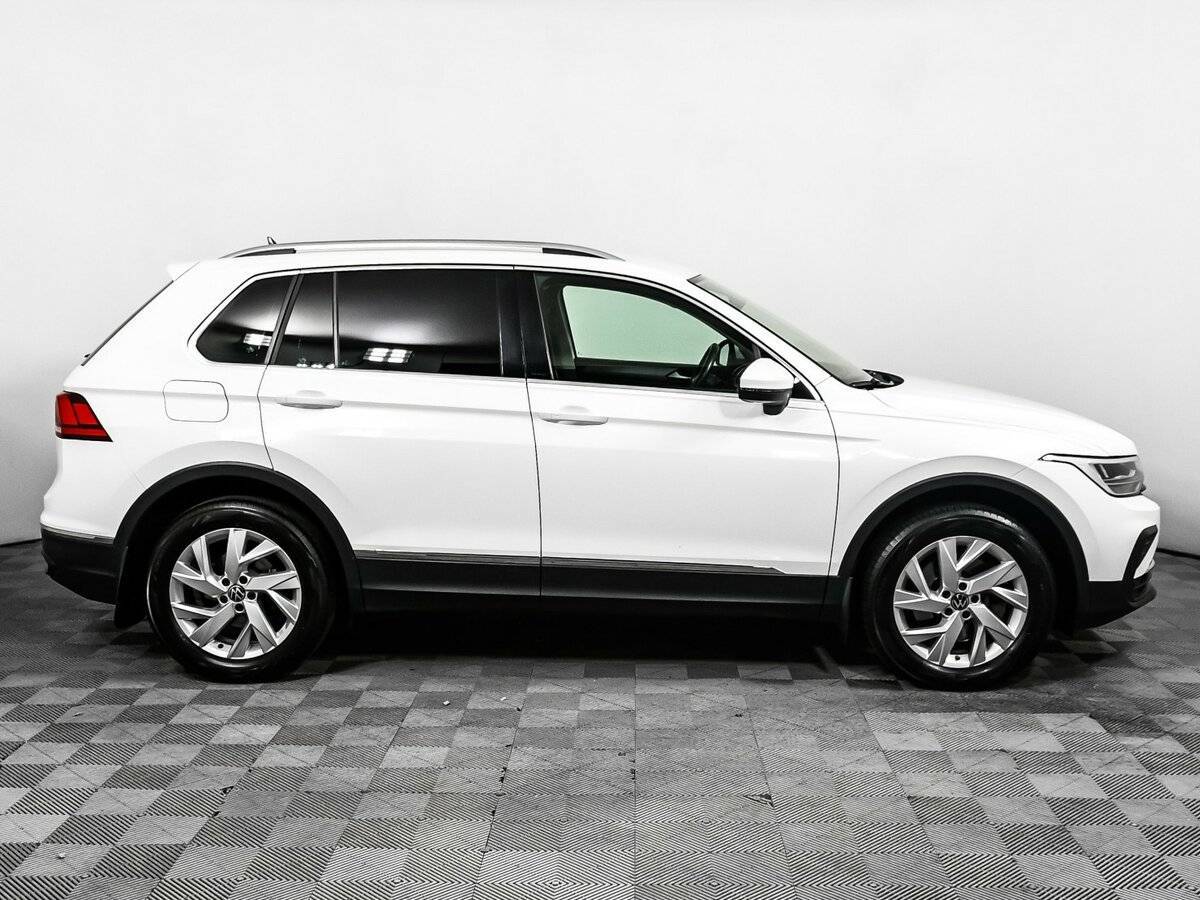 Volkswagen Tiguan с пробегом — 2021 год. Фото: #3