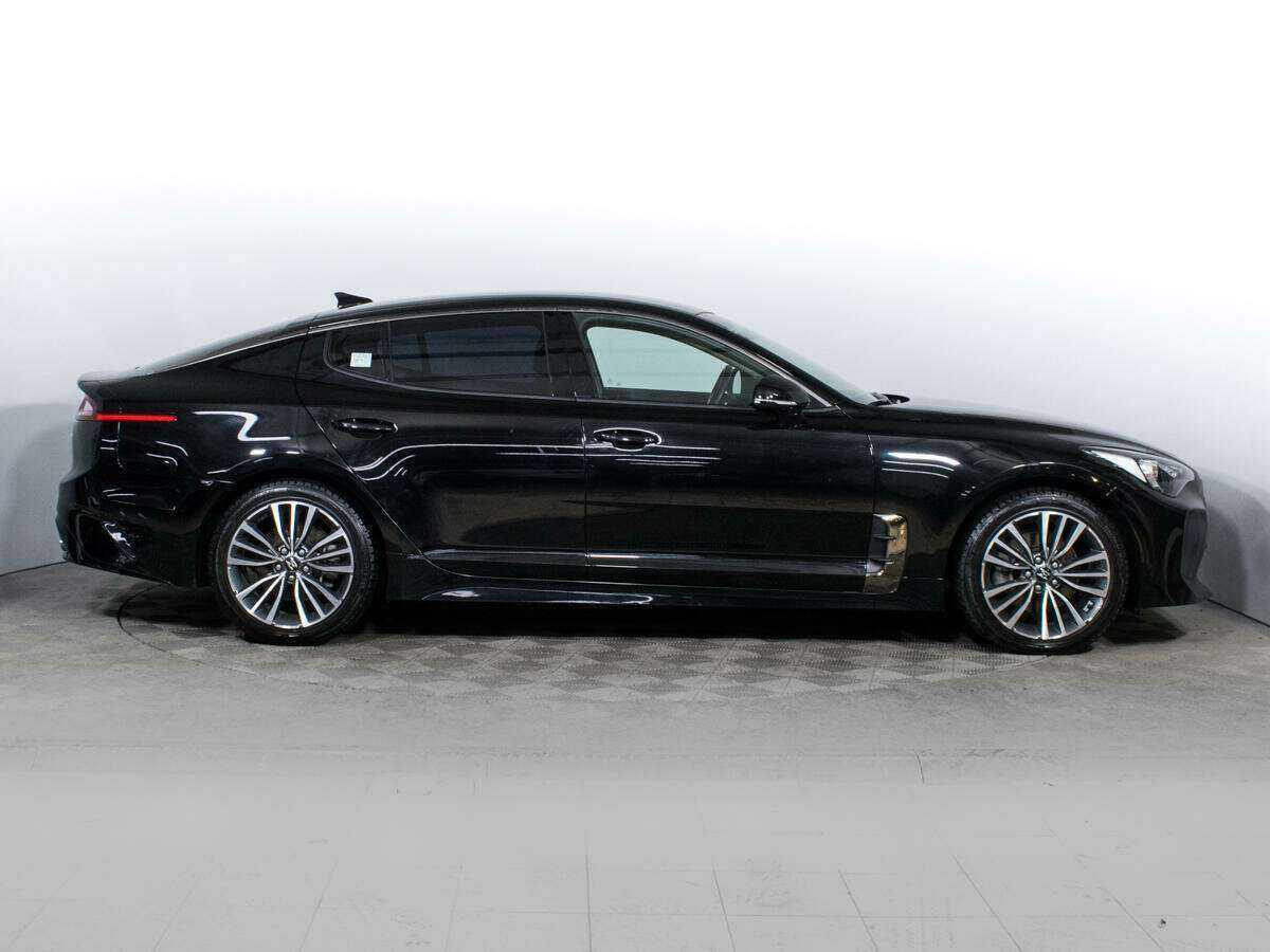Kia Stinger с пробегом — 2019 год. Фото: #3