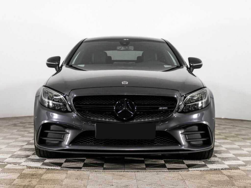 Mercedes-Benz C-Класс AMG с пробегом — 2020 год. Фото: #1