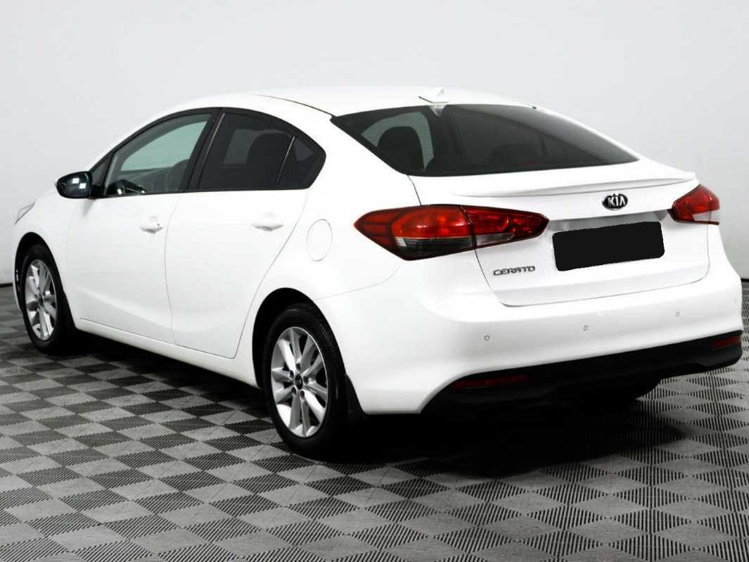Kia Cerato с пробегом — 2018 год. Фото: #6