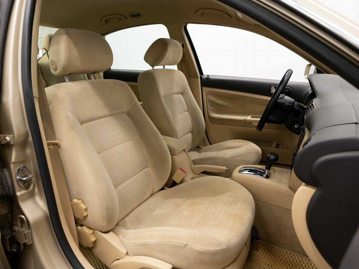 Volkswagen Passat с пробегом — 2001 год. Фото: #11