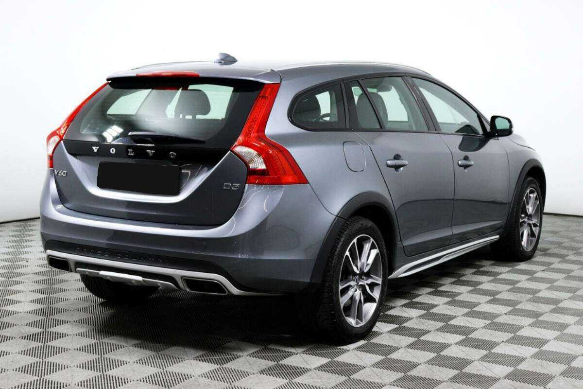 Volvo V60 Cross Country с пробегом — 2018 год. Фото: #4