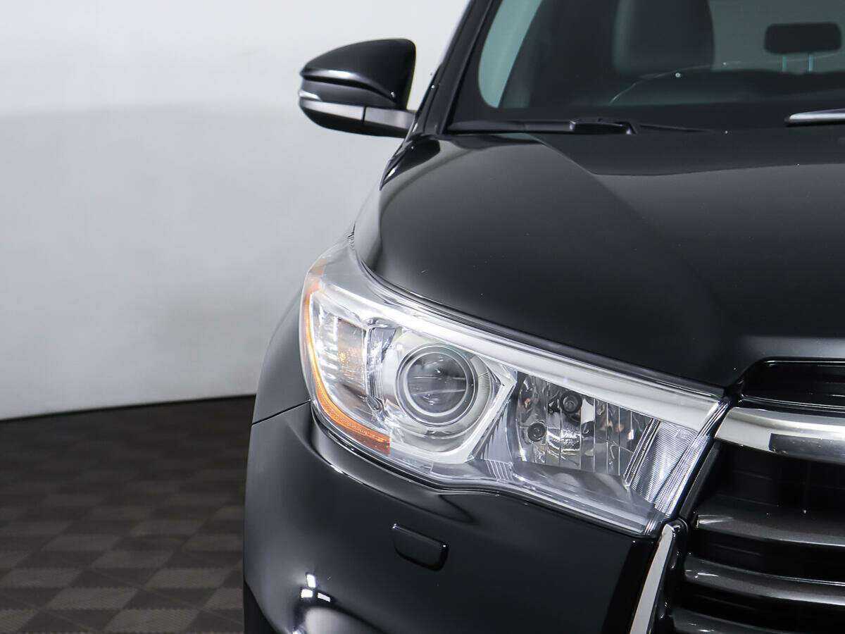 Toyota Highlander с пробегом — 2014 год. Фото: #25