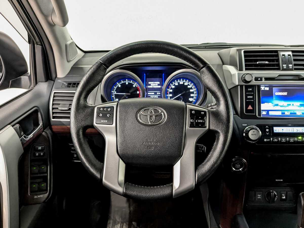 Toyota Land Cruiser Prado с пробегом — 2015 год. Фото: #19