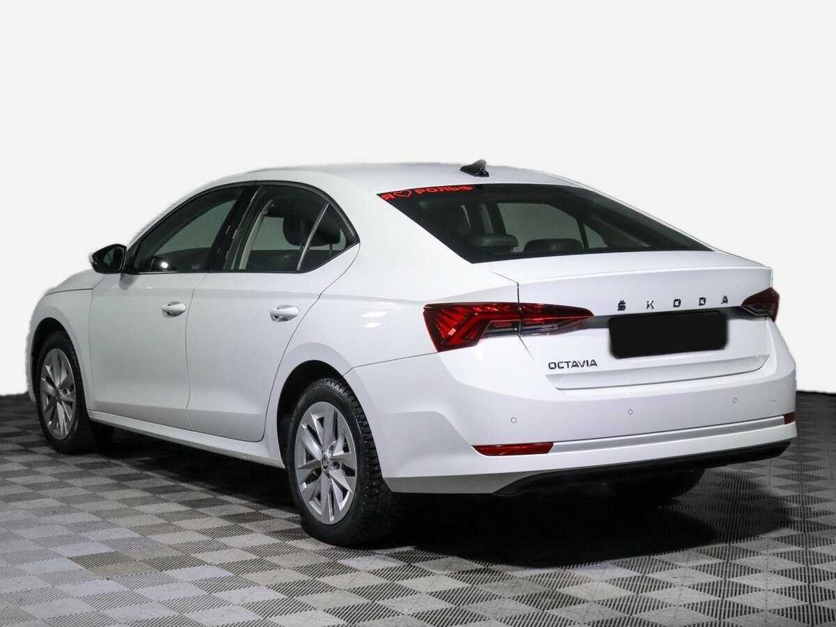 Skoda Octavia с пробегом — 2020 год. Фото: #6
