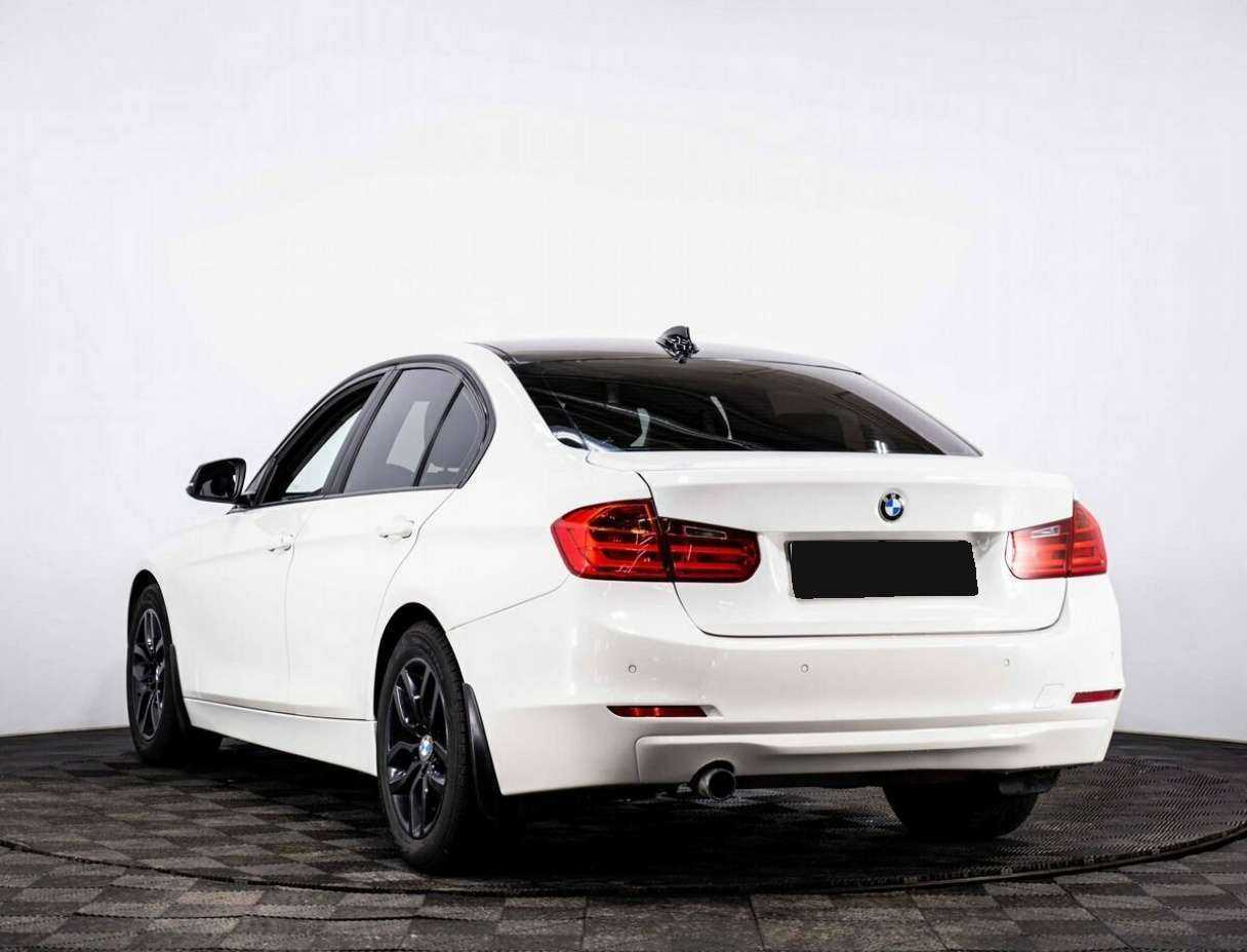 BMW 3 серии с пробегом — 2014 год. Фото: #3