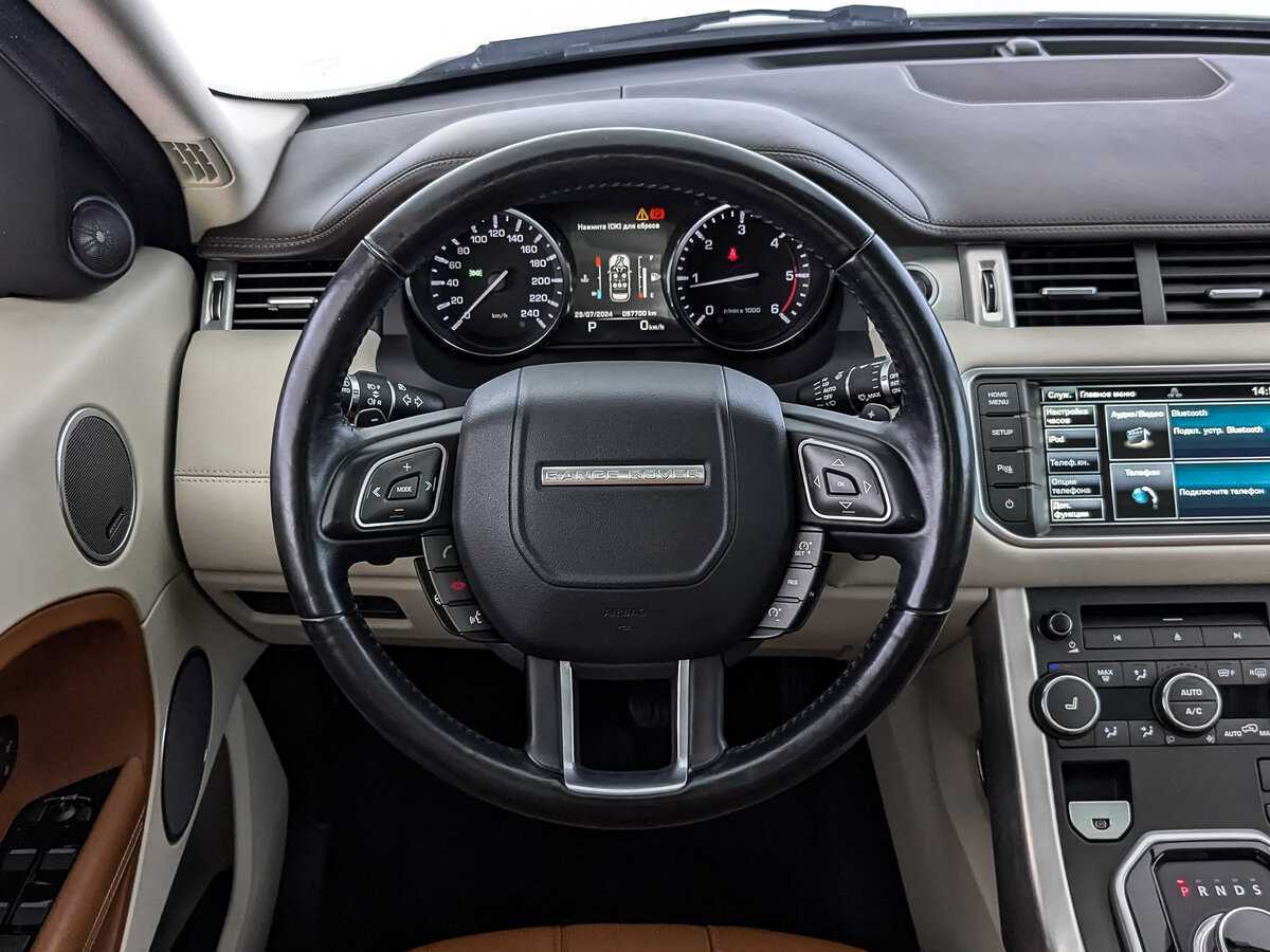 Land Rover Range Rover Evoque с пробегом — 2014 год. Фото: #17