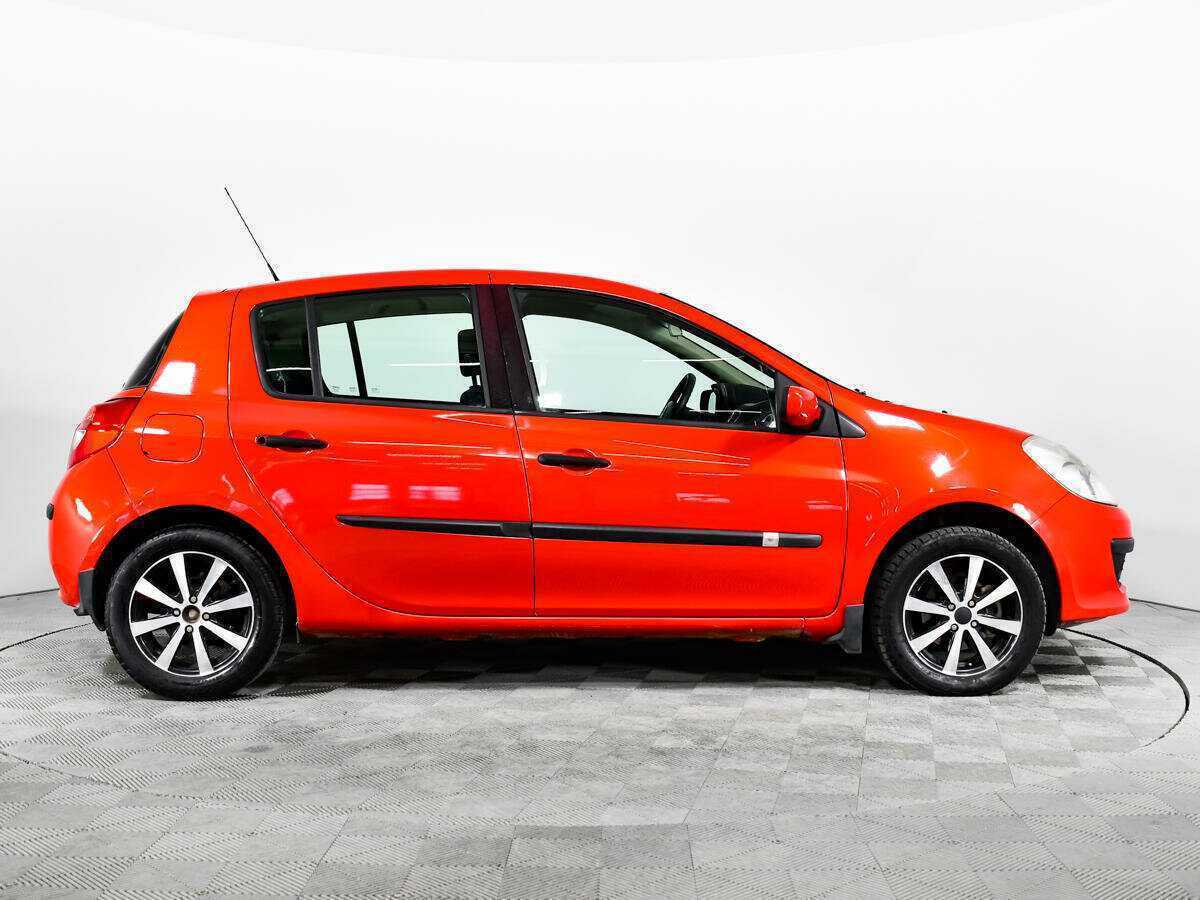 Renault Clio с пробегом — 2007 год. Фото: #3