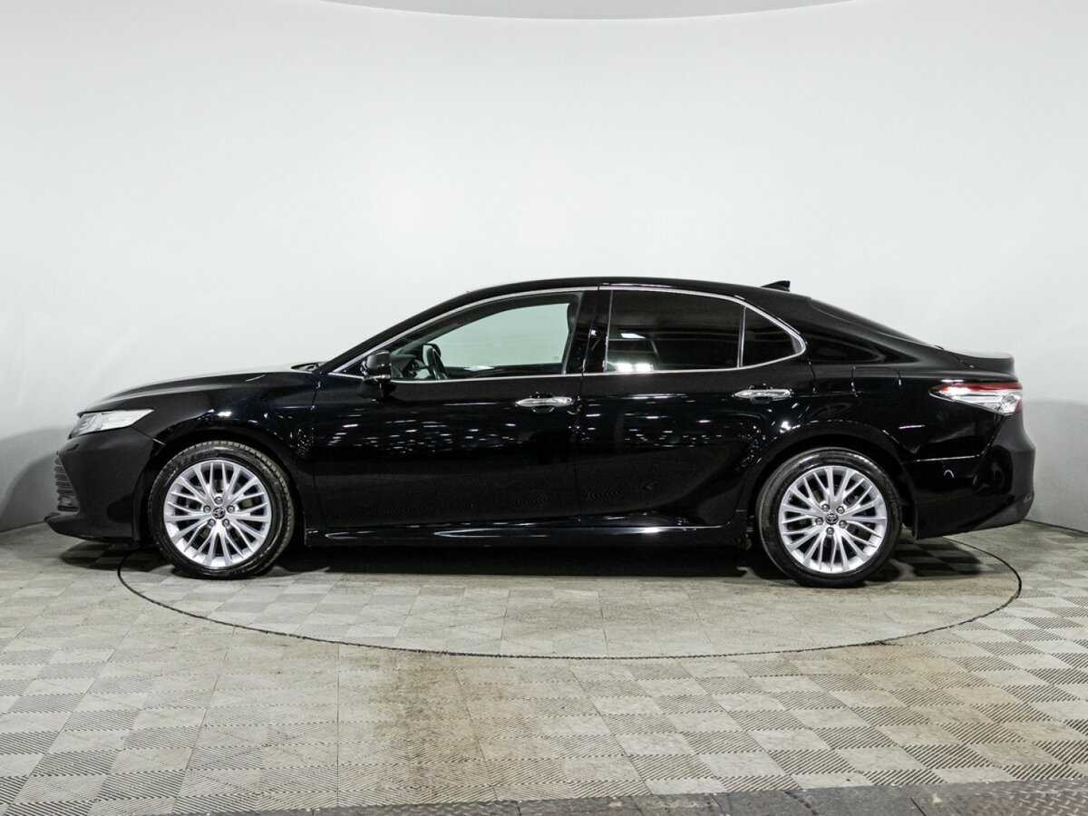 Toyota Camry с пробегом — 2020 год. Фото: #7