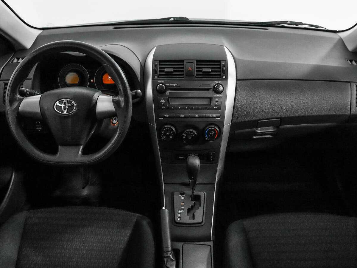 Toyota Corolla с пробегом — 2011 год. Фото: #11