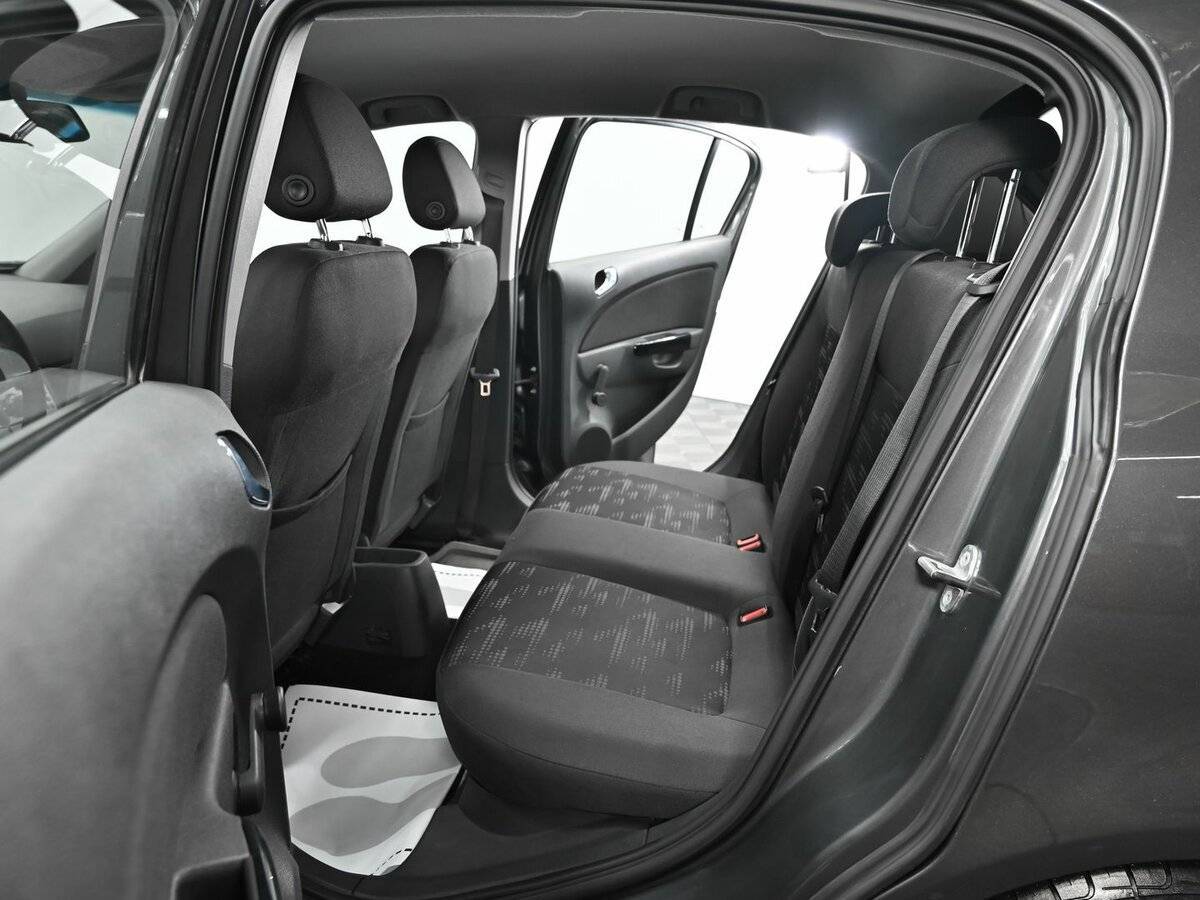 Opel Corsa с пробегом — 2011 год. Фото: #12