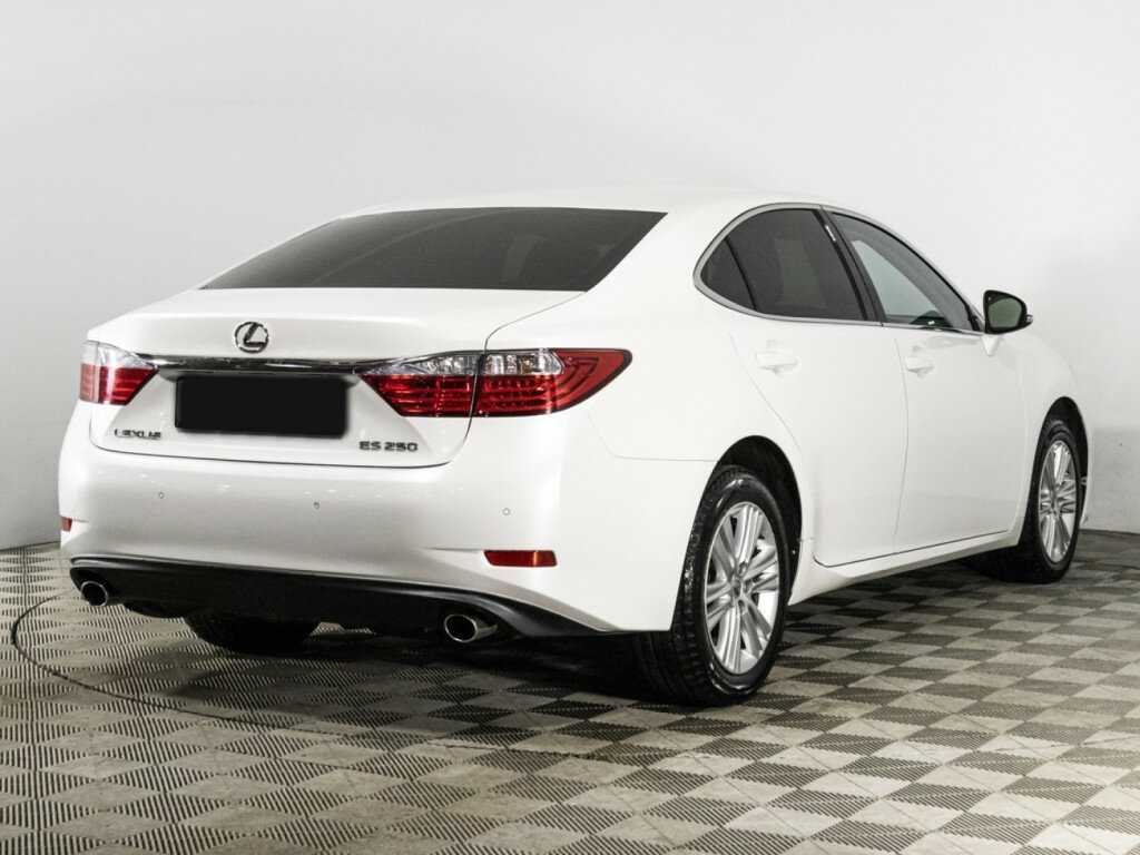 Lexus ES с пробегом — 2013 год. Фото: #4