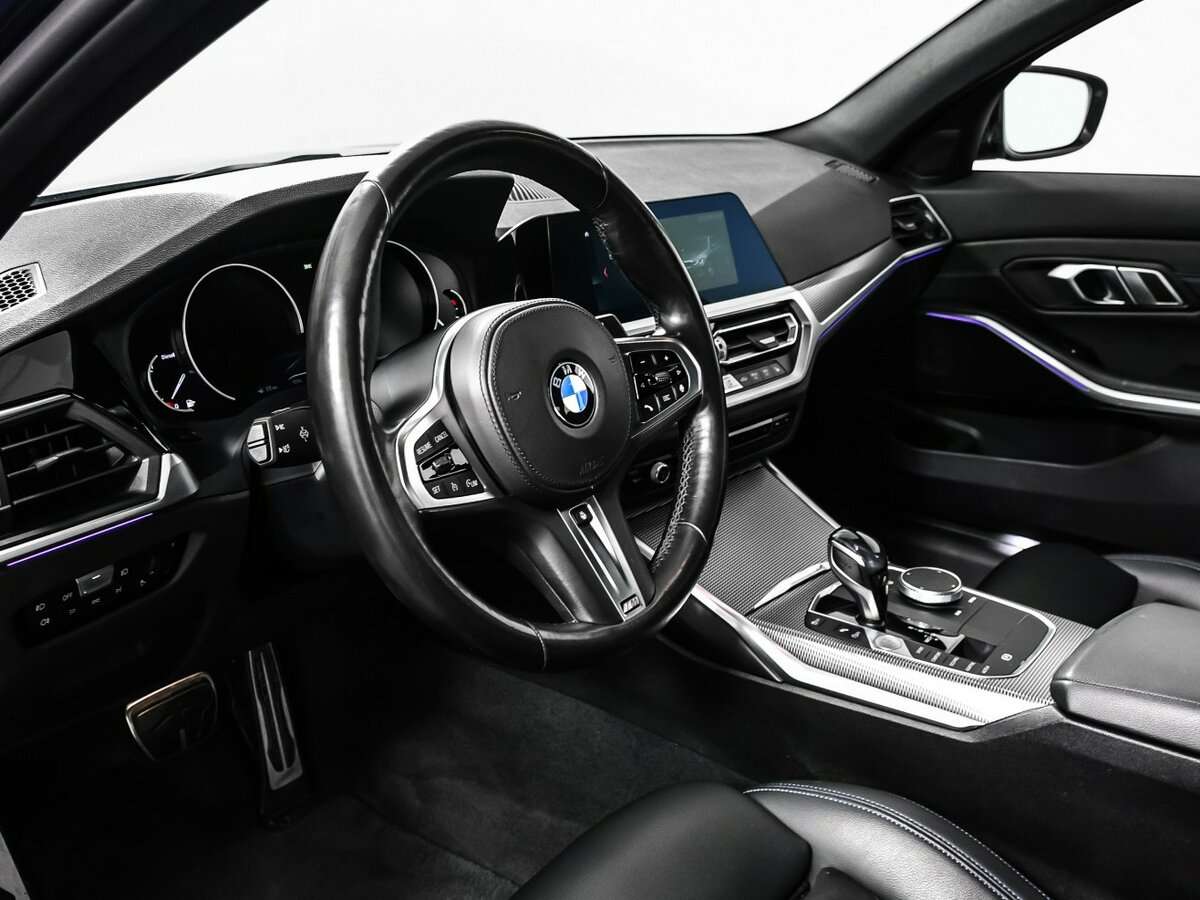 BMW 3 серии с пробегом — 2019 год. Фото: #12