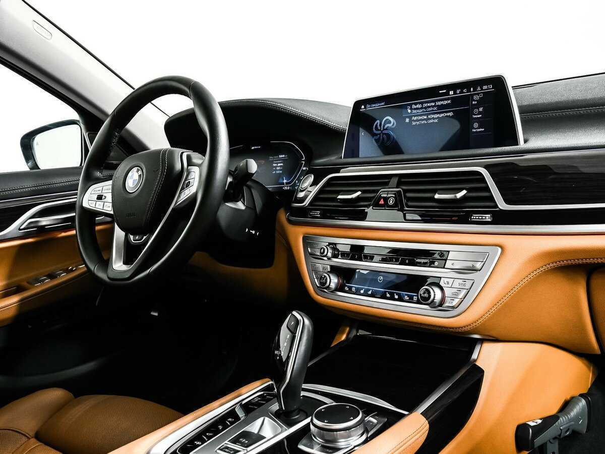 BMW 7 серии с пробегом — 2019 год. Фото: #8
