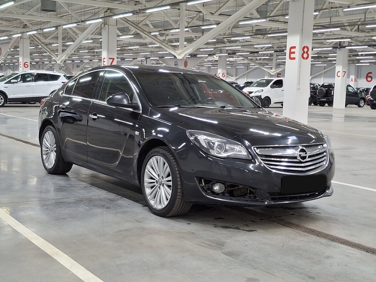 Opel Insignia с пробегом — 2014 год. Фото: #2