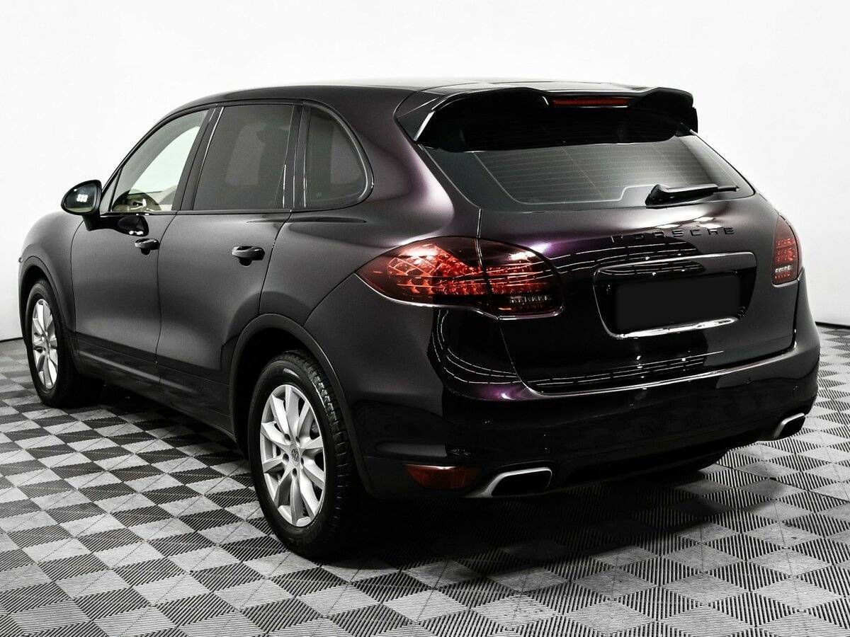 Porsche Cayenne с пробегом — 2010 год. Фото: #6