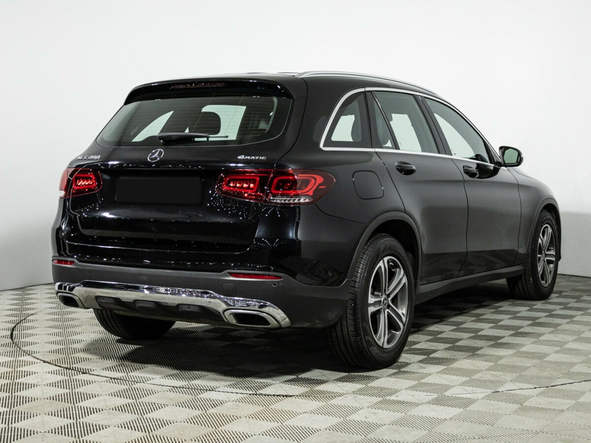 Mercedes-Benz GLC с пробегом — 2021 год. Фото: #3