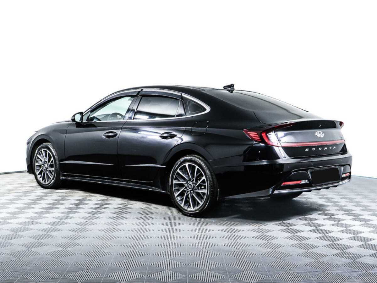 Hyundai Sonata с пробегом — 2022 год. Фото: #5
